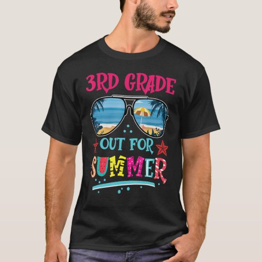 3rd Grade Out For Summer Happy Last Day Of School  T-shirt (Voorkant)