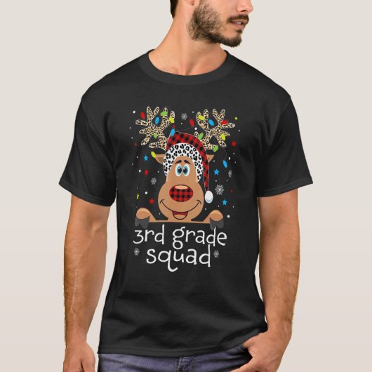 3rd Grade Squad Plaid Reindeer Santa Hat Teacher C T-shirt (Voorkant)