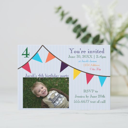 3x5 Jongens Verjaardag Uitnodiging Blauw Gestreept (Staand voorkant)