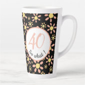 40 dus wat 40e verjaardag Funny Floral Latte Mok (Rechts)