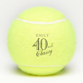 40 en Classy Elegant Script Naam 40e Verjaardag Tennisballen (Achterkant)