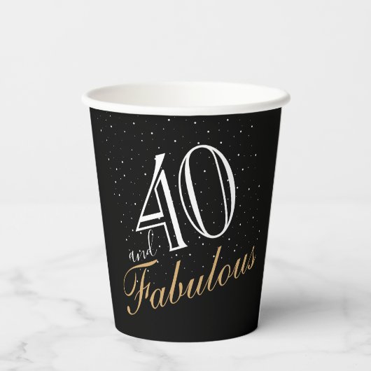 40 en Fabulous Elegant Wit Script Verjaardag Papieren Bekers (Achterkant)
