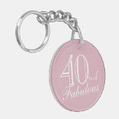 40 en Fabulous Pink Elegant Script 40th Verjaardag Sleutelhanger (Voorkant Links)