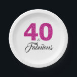 40 en Fabulous Pink Glitter 40th Birthday Party Papieren Bordje<br><div class="desc">Het vieren van 40-jarige draaien in stijl met dit elegante 40ste verjaardagsontwerp. 40 en geweldig in roze en zwarte hete glitter. In onze winkel zijn ook overeenkomende partijbenodigdheden en uitnodigingen voor de 40ste verjaardag beschikbaar. Als je hulp nodig hebt, kun je contact met ons opnemen via onze winkel. We helpen...</div>