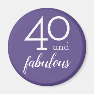 40 en geweldig   Violette en witte typografie Magneet