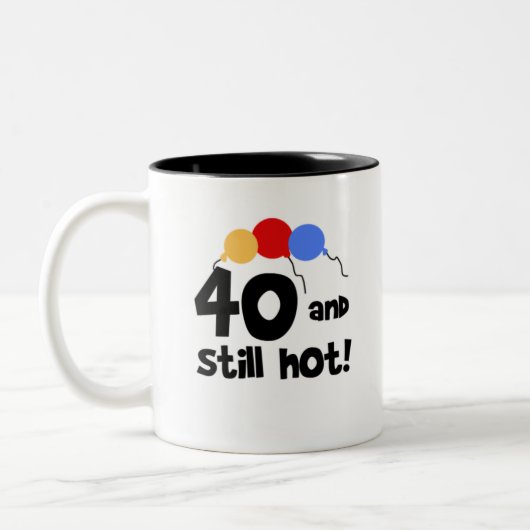 40 en nog warm tweekleurige koffiemok (Links)