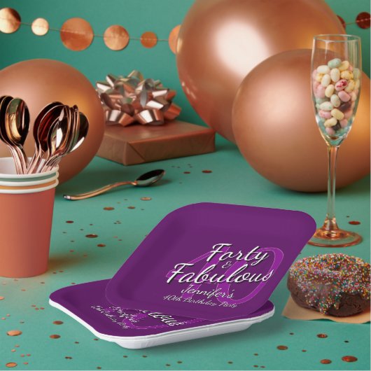 40 & Fabulous Roze Paarse 40e Verjaardag Plein Papieren Bordje (Multi)