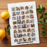 40 Fotocollage - 4 rijen 10 kolommen - Script-naam Theedoek<br><div class="desc">Dit trendy collage partijontwerp omvat een plaats voor veertig afbeeldingen of de hoogtepunten van het leven. De facultatieve manuscripttekst op de bodem kan voor namen,  gebeurtenissen,  data en meer worden gebruikt! Als u het kunstwerk moet aanpassen of de achtergrondkleur veranderen,  klik op de aanpassingsknoop en breng veranderingen aan.</div>