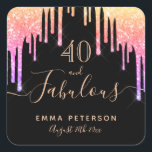 40 geweldige verjaardag zwarte regenbooglitter gla vierkante sticker<br><div class="desc">Een trendy en glamoureuze 40ste sticker. Een klassieke zwarte achtergrond versierd met regenboogkleurige faux glitter druppels, verfdruppelende look in paarse, roze en roos goud. Met de tekst: 40 en fantastisch. Personaliseer en voeg een naam en een datum toe. Geboortedatum of de datum van de partij. Goudkleurige tekst. Het woord Fabulous...</div>