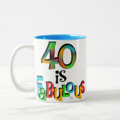 40 is Fabulous Birthday T-shirts en geschenken Tweekleurige Koffiemok (Links)