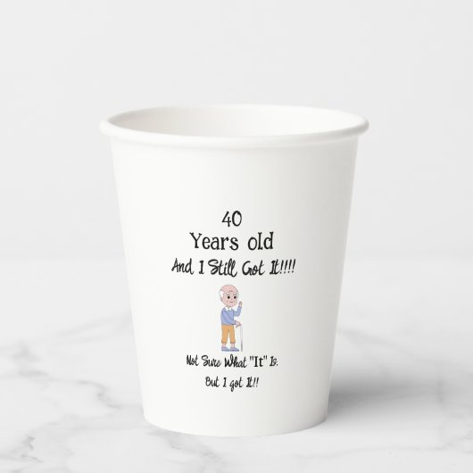 40 jaar en nog steeds papieren bekers (Voorkant)