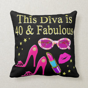 40 JAAR OUD EN EEN FABULOUS DIVA KUSSEN