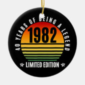 40 jaar oude cadeauretro 1982 Limited Edition 40th Keramisch Ornament (Voorkant)