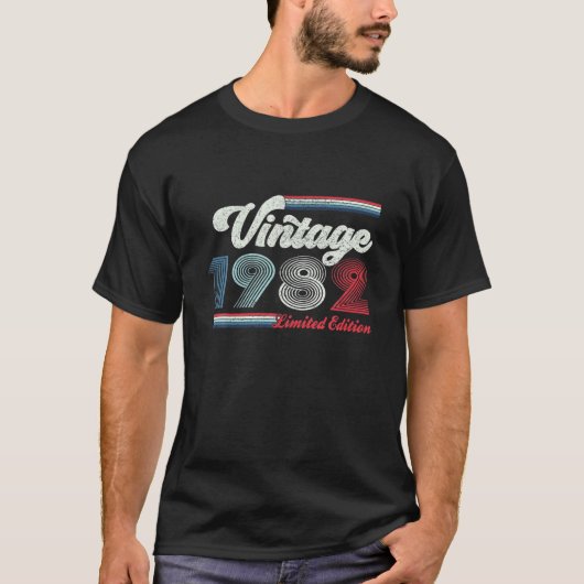 40 jaar oude  versie 1982 Limited Edition 40th Pat T-shirt (Voorkant)