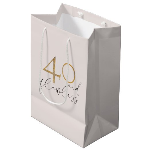 40 & onberispelijke Blush roze & Gold 40e verjaard Medium Cadeauzakje (Voorkant Gekanteld)