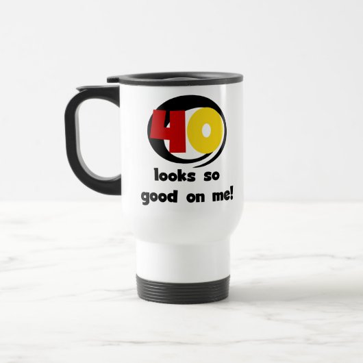 40 ziet er zo goed uit voor mij T shirten en cadea Reisbeker (Links)