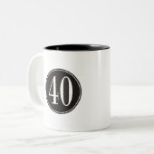 #40 Zwarte Cirkel Tweekleurige Koffiemok (Voorkant links)