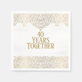 40e Jubileum goudbril op witte luiers Servet