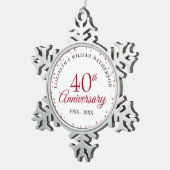 40e jubileum Robijnen Harten Tin Sneeuwvlok Ornament (Rechts)