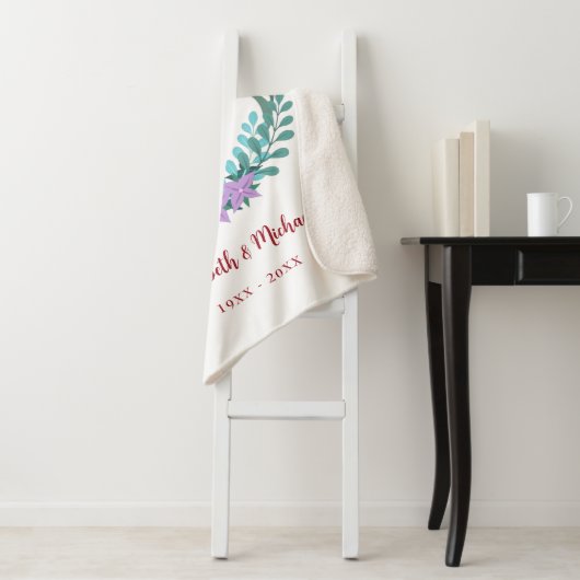 40e Jubileum Ruby Floral Bluebell Wreath Sherpa Deken (In situ)