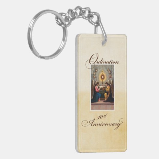 40e Ordination Jubileum Angels at Altar Sleutelhanger (Voorkant Links)