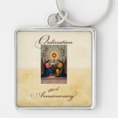 40e Ordination Jubileum Angels at Altar Sleutelhanger (Voorkant)