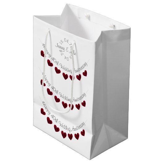 40e Ruby Wedding Jubileum-cadeautas Medium Cadeauzakje (Voorkant Gekanteld)