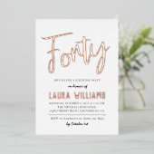 40e Script Word Birthday Folie Uitnodiging (Staand Voorkant)