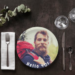 40e verjaardag aangepaste foto hallo 40 jongens papieren bordje<br><div class="desc">Sjabloon voor Uw foto. Witte tekstbedekking: Hallo 40! Een papieren bord voor een 40e verjaardagsfeestje voor hem. Overeenkomende papieren luiers in onze winkel!</div>