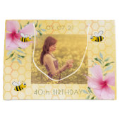 40e verjaardag bijen honingraat roze florals foto groot cadeauzakje (Voorkant)