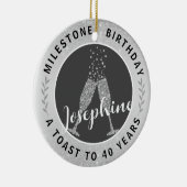 40e verjaardag Champagne Toast Name Silver Grey Keramisch Ornament (Rechts)