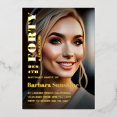 40e verjaardag Elegant Modern Magazine Goud Folie Uitnodiging (Voorkant)