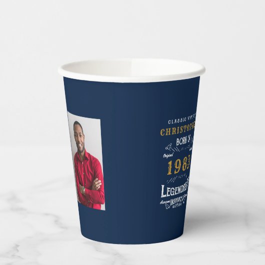 40e verjaardag Geboren in 1983 Fotosjabloon Legend Papieren Bekers (Links)