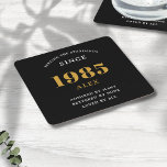 40e Verjaardag Naam 1985 Zwart Goud Elegant Chic Kartonnen Onderzetters<br><div class="desc">Premium 40th Birthday Black en Gold gepersonaliseerde papieren Onderzetters - Celebration Elegance. Vier een mijlpaal in stijl met onze chique, hoogwaardige, 40e verjaardagspapier onderzetters. Deze onderzetters zijn prachtig ontworpen met een opvallend zwart en goudkleurig schema en voegen een vleugje luxe en verfijning toe aan elk 40e verjaardagsbad. Druk uw persoonlijke...</div>