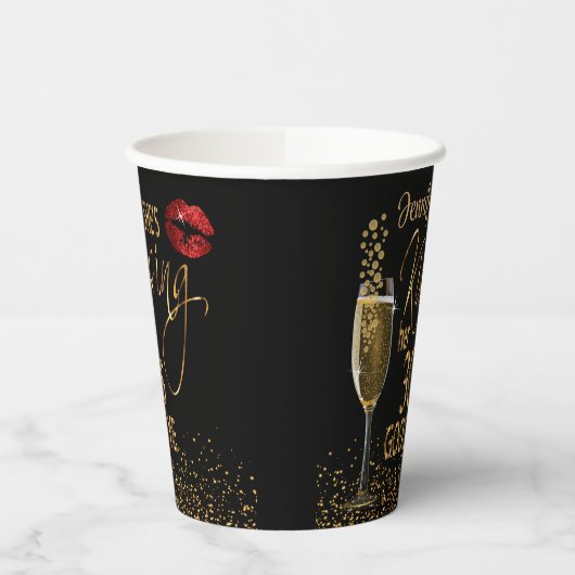 40e verjaardag - Ze kust haar 30's vaarwel Papieren Bekers (Links)