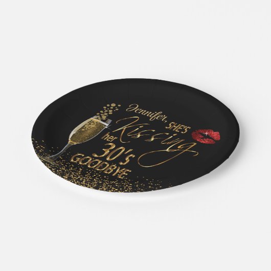 40e verjaardag - Ze kust haar 30's vaarwel Papieren Bordje (Gekanteld)