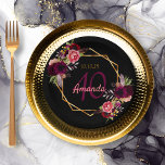 40e verjaardag zwarte gouden geo florale burgundy papieren bordje<br><div class="desc">Een bord voor een 40e verjaardagsfeestje. Een zwarte achtergrond met een vals goud geometrisch lijst. Gedemoreerd met donkere paarse en bruine bloemen, rozen en boho-veren. Sjablonen voor een naam, leeftijd 40 en een datum. Geboortedatum of -datum van de partij. De naam wordt geschreven met een handgeschreven stijlmanuscript, roze gekleurde brieven,...</div>