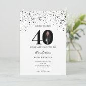 40e verjaardagsfeestje Kijk Wie is 40 moderne foto Kaart (Staand voorkant)
