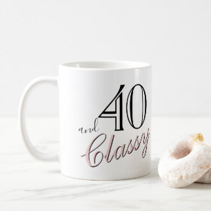40ste en Klasse Zwarte Elegante Roze Script Verjaa Koffiemok