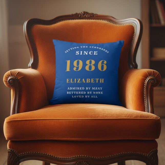40th Birthday 1986 Add Name Blue Gold Personalized Kussen (1986 blue throw pillow on an orange chair)