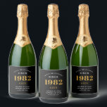 40th Birthday Name 1982 Black Gold Elegant Chic Sparkling Wijnetiket<br><div class="desc">Een gepersonaliseerd elegant mousserend wijnetiket dat gemakkelijk is aan te passen voor die speciale gelegenheid.</div>