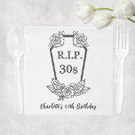 40th Birthday Rip 30s Coffin Rozen Party Servet<br><div class="desc">Rip 30s verjaardagsfeestservetten om de 40e verjaardag van een vrouw te vieren. Zwart-wit ontwerp met een doodskist en rozen. Personaliseer het met de naam van het jarige meisje.</div>