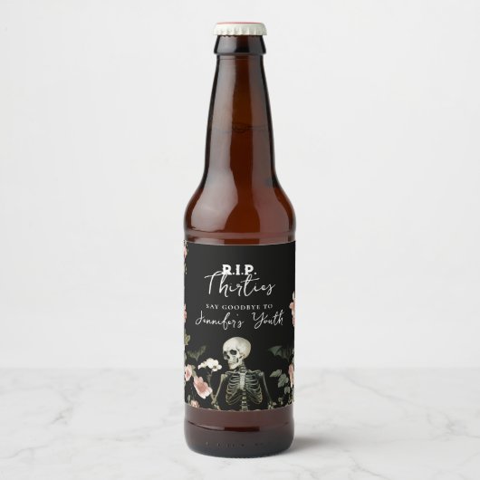 40th Birthday RIP Skeleton Pink Floral Party Bier Etiket (Voorkant)