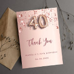 40th Birthday roos Gold Stars Dank u kaart<br><div class="desc">Een bedankje voor een 40ste verjaardag. Een roos gouden gradiënt achtergrondkleur. Met roos gouden druppelende stralende sterren. Aan de voorzijde: nummer 40 geschreven met een ballonstijl lettertype, groot donker roos goudkleurig handschrift en de tekst: Thank You, jouw tekst, titel en een datum. Terug: Personaliseer en voeg uw bedankbriefje en naam...</div>