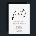 40th Birthday Surprise Party Chic Modern Script Kaart<br><div class="desc">40th Birthday Surprise Party Chic Modern Script Minimalist Invitation... Onze stijlvolle, moderne zwarte en witte viertigste verrassingsfeestuitnodiging voor de verjaardag van de geboorte is voorzien van een chic modern handschrift met een afbeelding van "veertig" boven uw gepersonaliseerde uitnodigingstekst. De achterkant van de uitnodiging is elegant zwart. Alle tekst (behalve de...</div>