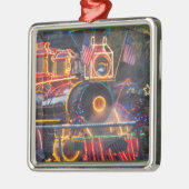 416110sq.jpg metalen ornament (Links)