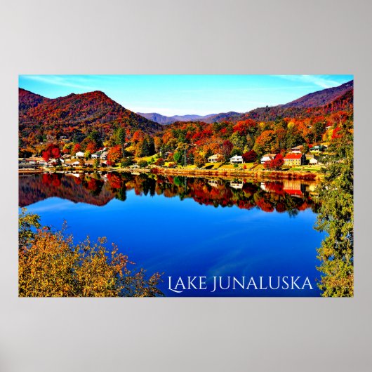 42 X 28 LAKE JUNALUSKA PREMIUM CANVAS GLOSS POSTER (Voorkant)