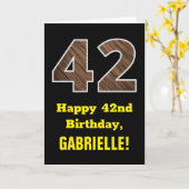 42e verjaardag: Naam, Faux Wood Grain Patroon "42" Kaart (Gele Bloem)