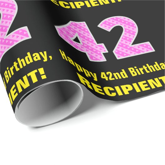 42e verjaardag: roze strepen en harten "42" + naam cadeaupapier (Rol Hoek)