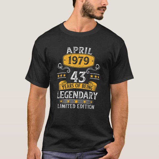 43 jaar oud Geweldige sinds april 1979 schetst 43 T-shirt (Voorkant)